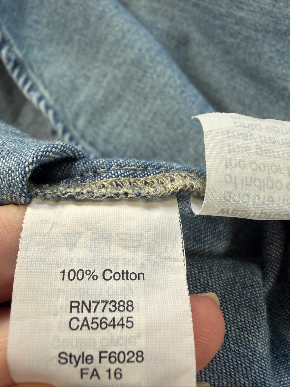 Madewell Denim Chambray Popover Half Zip Denim Shirt Light Wash Distressed XS - Picture 7 of 9